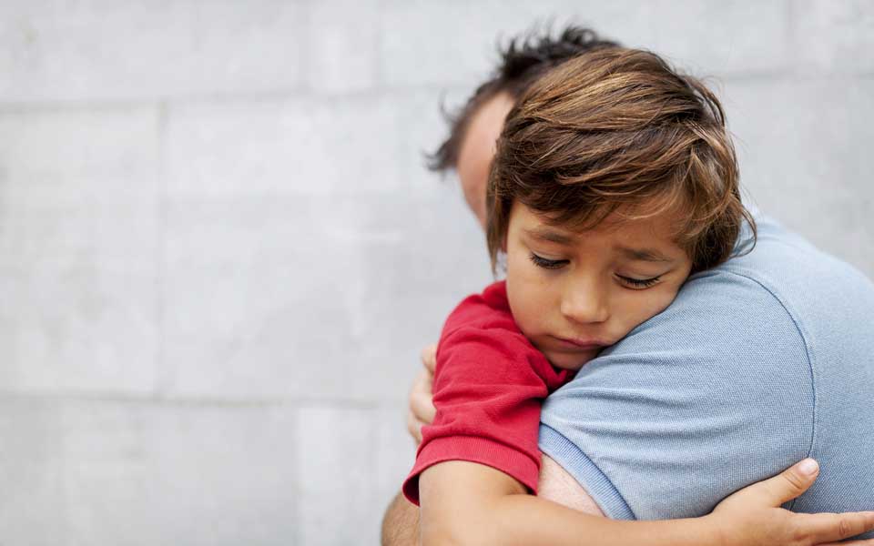 Como ajudar as crianças a lidarem com seus medos?